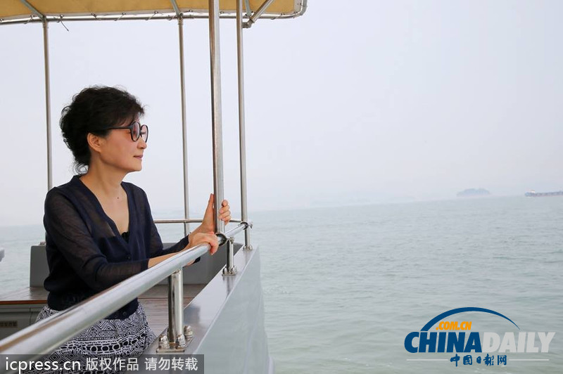 組圖：樸槿恵臉譜網上曬度假照 回憶與家人美好時光