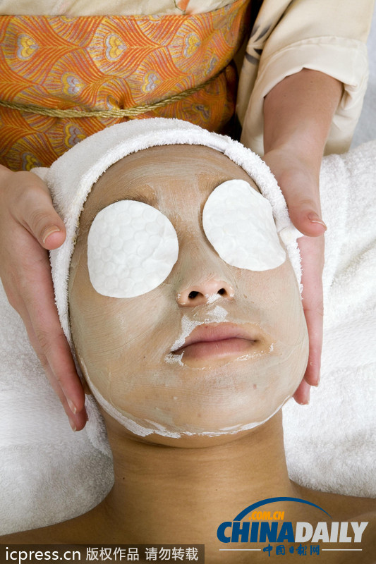 日本藝伎美容有道 用鳥屎面膜涂臉護膚（高清組圖）