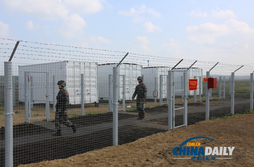 中俄聯演中方官兵加強巡邏確保彈藥庫安全（圖）