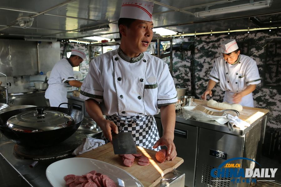 走進“和平使命-2013”中俄聯演后勤保障單元