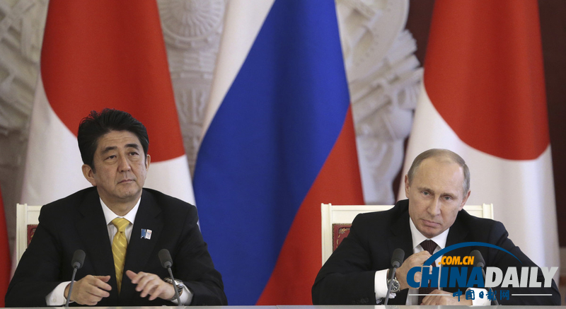 盤點政界名人小動作 挖鼻屎蹺二郎腿樣樣有(組圖)