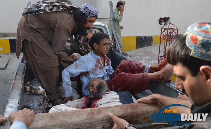 巴基斯坦清真寺槍擊事件致至少10死27傷（圖）