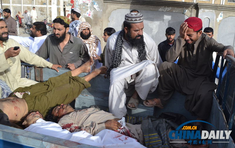 巴基斯坦清真寺槍擊事件致至少10死27傷（圖）
