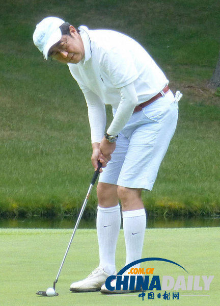 日本暴雨洪水成災(zāi) 首相休假打高爾夫遭批