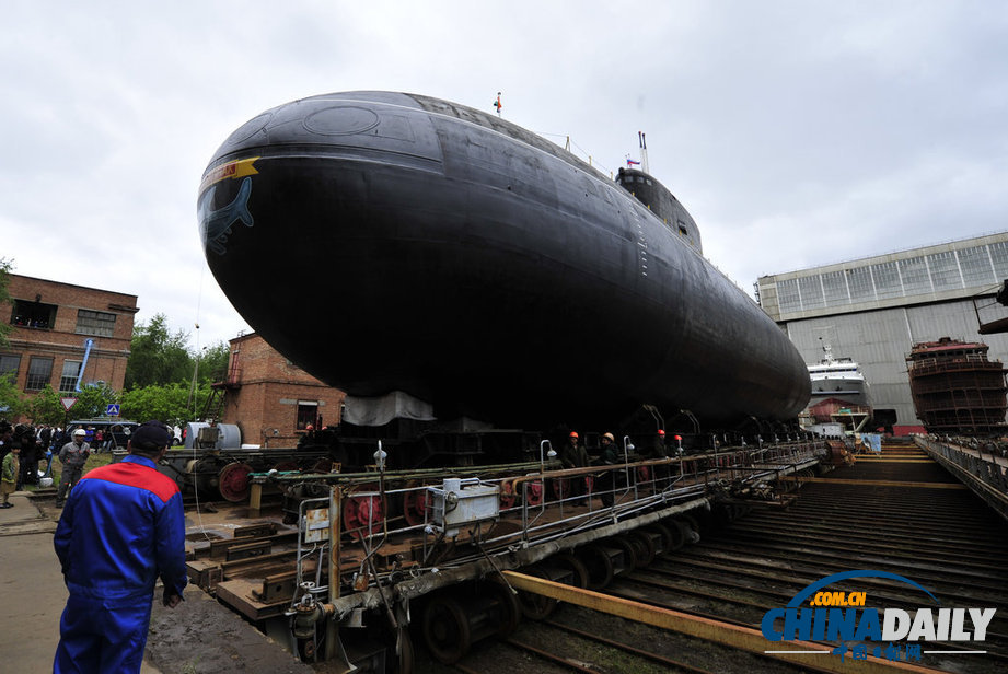 印度海軍潛水艇爆炸起火 18人失蹤（組圖）