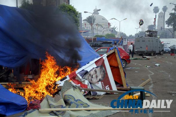 埃及暴力事件致327人死 土耳其呼吁聯(lián)合國(guó)介入