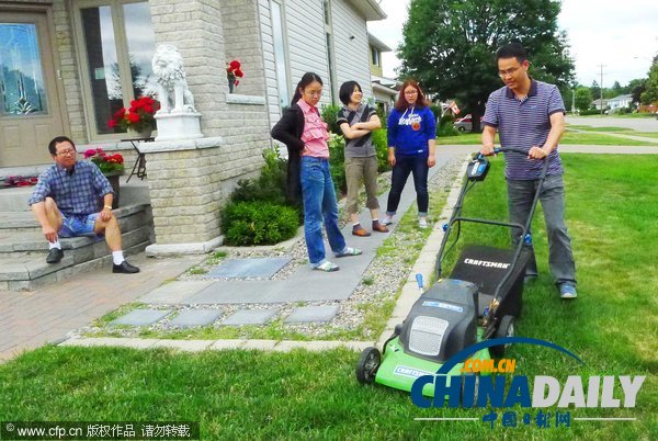 華人出境游文明意識(shí)增強(qiáng) 展現(xiàn)中國(guó)“軟實(shí)力”（圖）