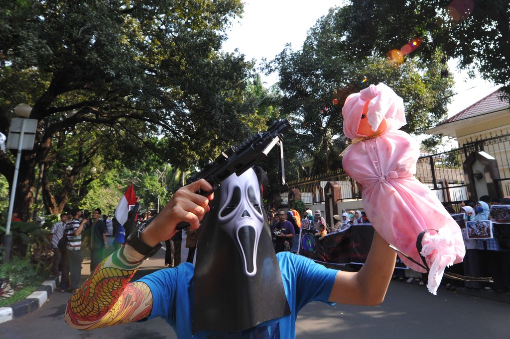 印尼數千穆斯林集會聲援埃及民眾 痛批奧巴馬（圖）