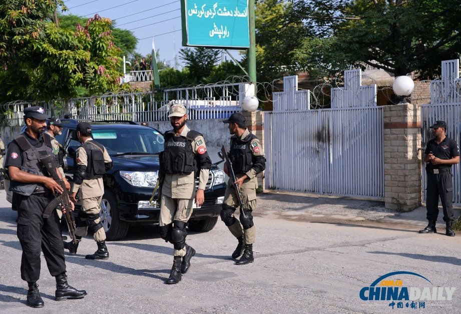 穆沙拉夫被控謀殺今日出庭受審 大批軍警護送（高清組圖）