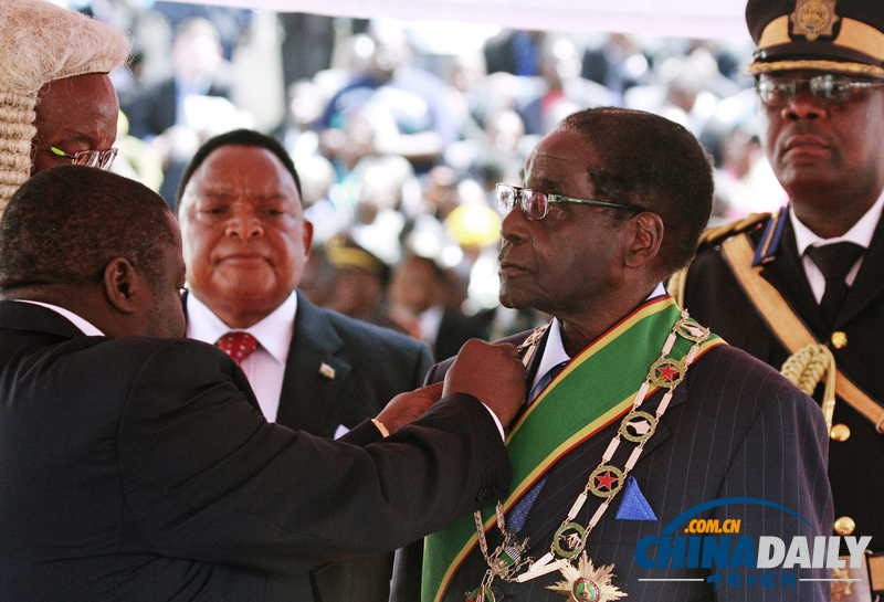 89歲穆加貝宣誓就任津巴布韋總統 已執政33年（組圖）