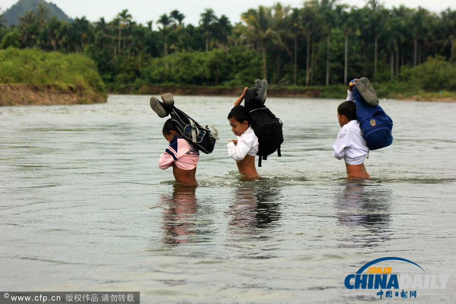 廢墟、馬路 上學之夢如此美好如此奢侈（組圖）