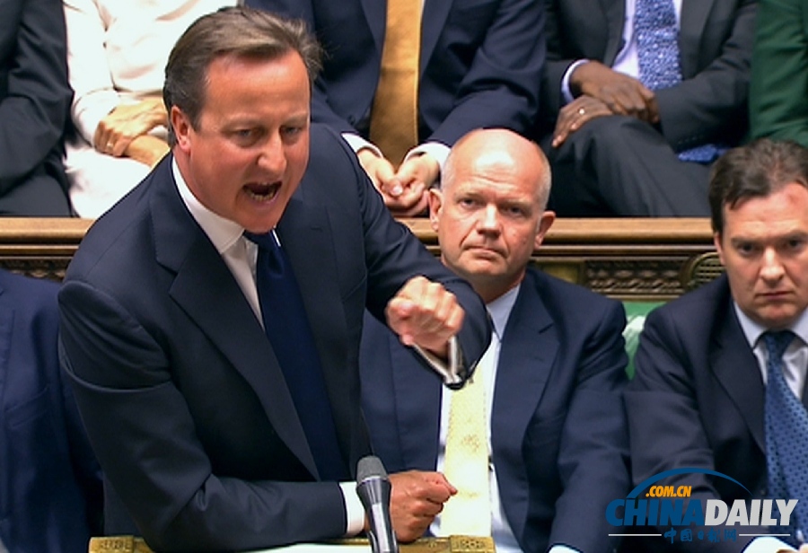英國首相卡梅倫不敵議會反對 暫時擱置干預(yù)提議