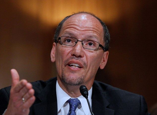 美快餐業員工大罷工要求工資加倍