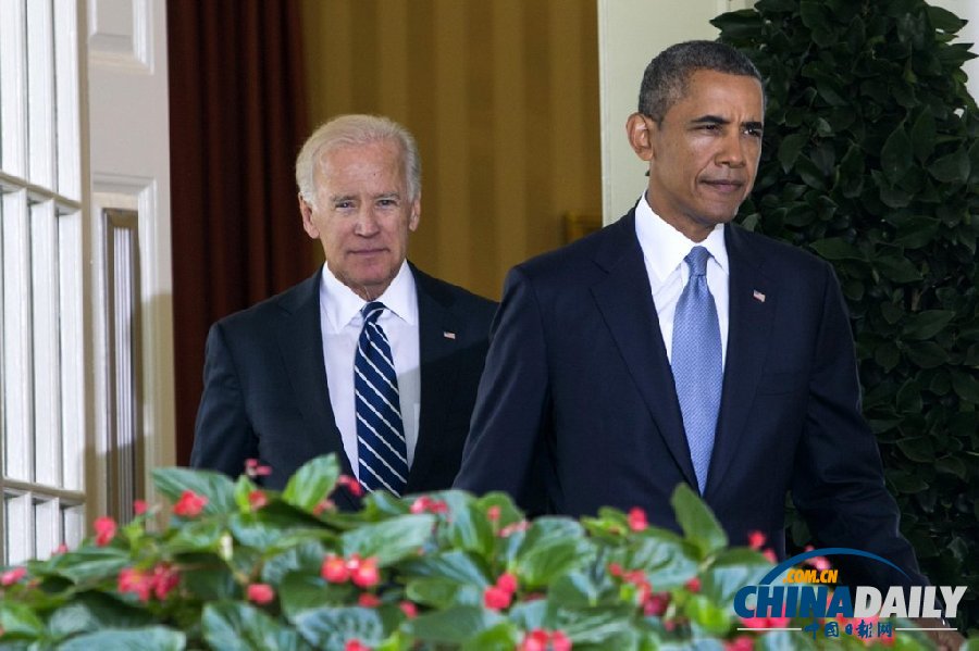 奧巴馬稱確定將對敘動武 豪氣踩桌拜登淡定（組圖）