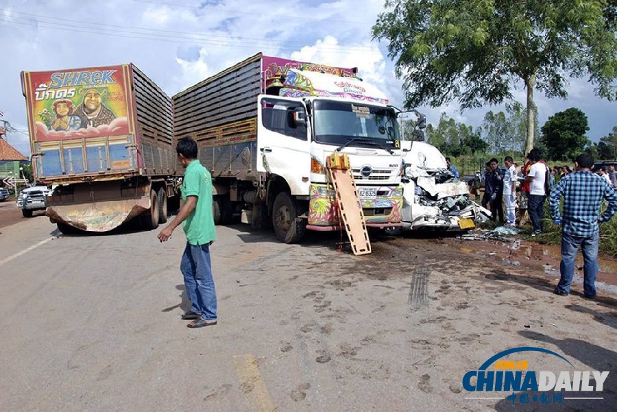 泰國發生車禍 3人死亡包括1名中國游客（組圖）