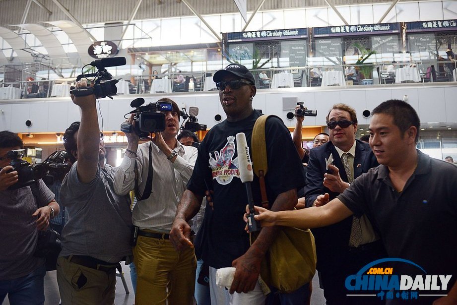 美國(guó)前NBA球星羅德曼抵達(dá)平壤 盼與金正恩共進(jìn)晚餐