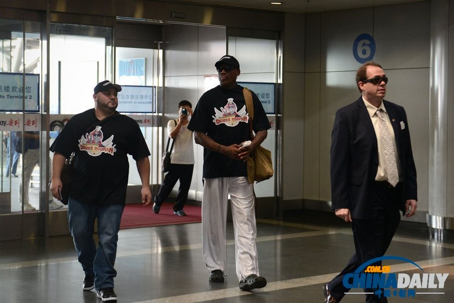 美國前NBA球星羅德曼抵達平壤 盼與金正恩共進晚餐