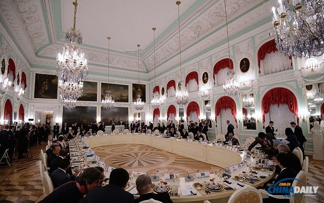 組圖：盛大焰火與俄羅斯美女走進G20晚宴現(xiàn)場