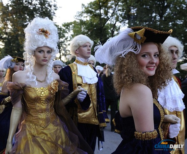 組圖：盛大焰火與俄羅斯美女走進G20晚宴現場