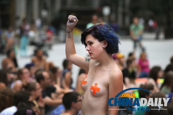 芝加哥：“蕩婦游行”活動舉行 意在呼吁反對性侵犯罪