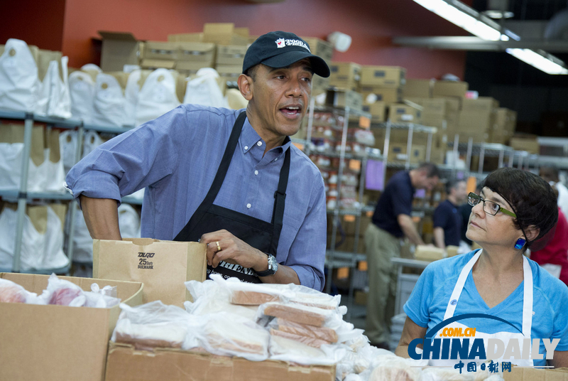 奧巴馬變身志愿者參加9·11紀念活動