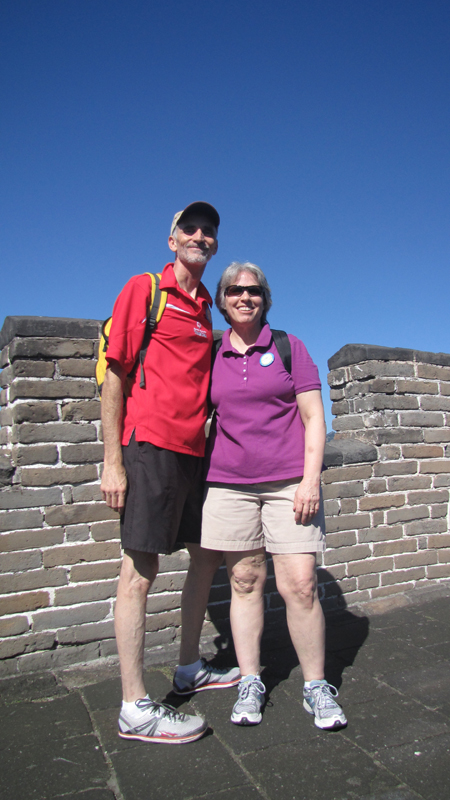 9國外交官參加“登長城，賞金秋”活動