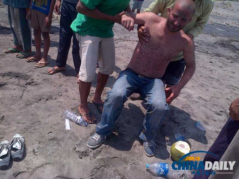 印尼附近海域難民船沉沒至少21死70余失蹤（組圖）