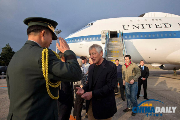 美國防長哈格爾首訪韓國 訪問板門店（組圖）