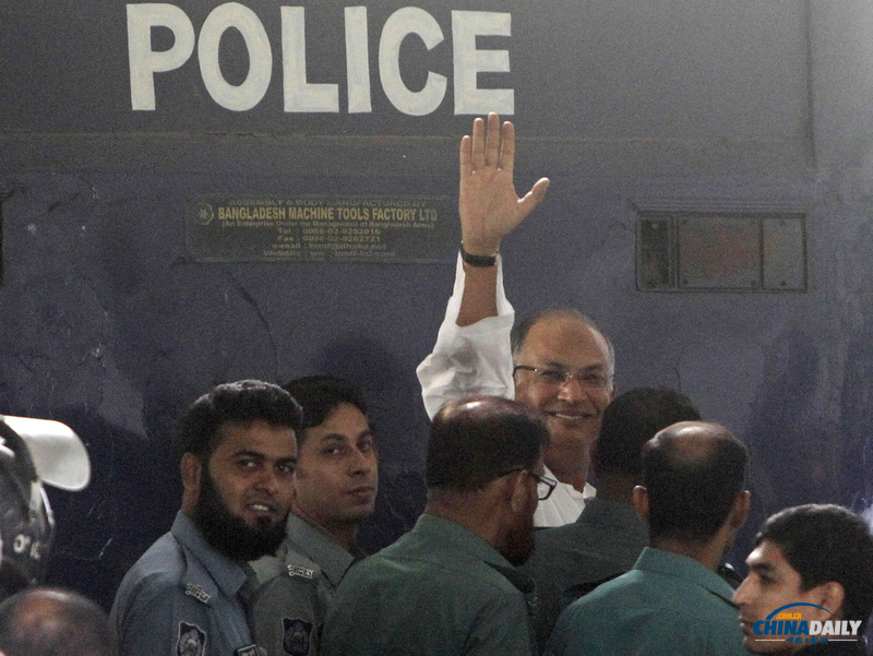 孟加拉國反對黨領導人被判死刑 擁護者縱火抗議