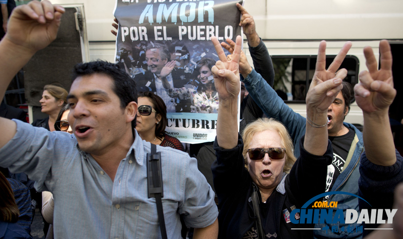 阿根廷總統腦血腫手術成功 支持者歡呼慶祝（圖）