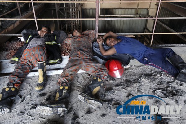 孟加拉又一制衣廠發(fā)生火災(zāi) 至少10人死亡（組圖）