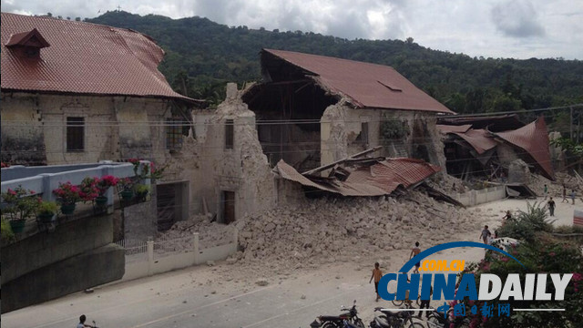 菲律賓發生7.2級地震 至少20人死預計經濟損失巨大