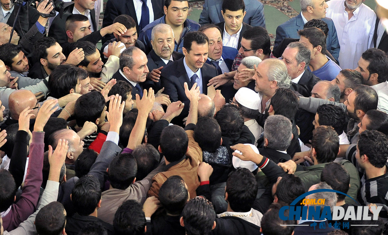 敘利亞總統阿薩德現身清真寺 參加宰牲節聚禮