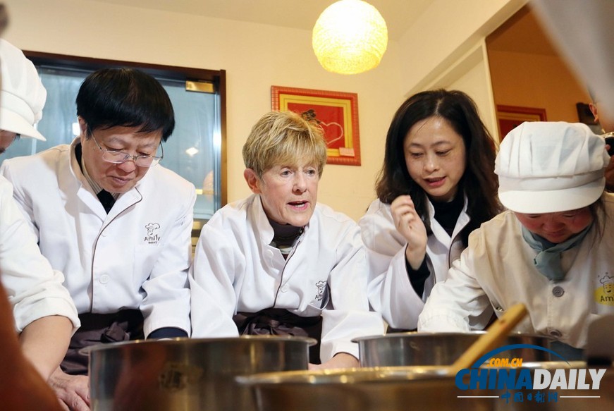 加拿大總督夫人看望南京智障兒童 傳授私房秘籍（組圖）