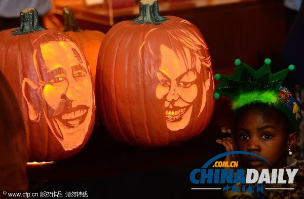 美藝術家雕刻南瓜“魔鬼”畫像 第一夫人現“猙獰面目”