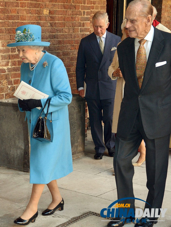 盤點參加喬治小王子受洗儀式皇室成員與賓客 哈里獨自現身