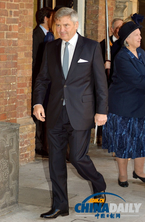 盤點(diǎn)參加喬治小王子受洗儀式皇室成員與賓客 哈里獨(dú)自現(xiàn)身