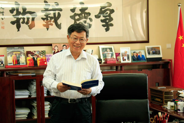 高層智囊遲福林： 中國五位一體改革必順應人民“共富”愿望