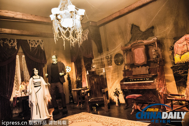 美夫婦巨資重建《明斯特一家》房屋 掀吸血鬼風潮