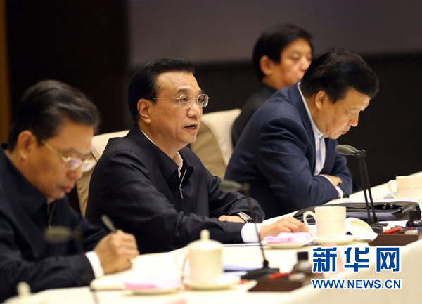 李克強:地方政府放權決不能打“小算盤”