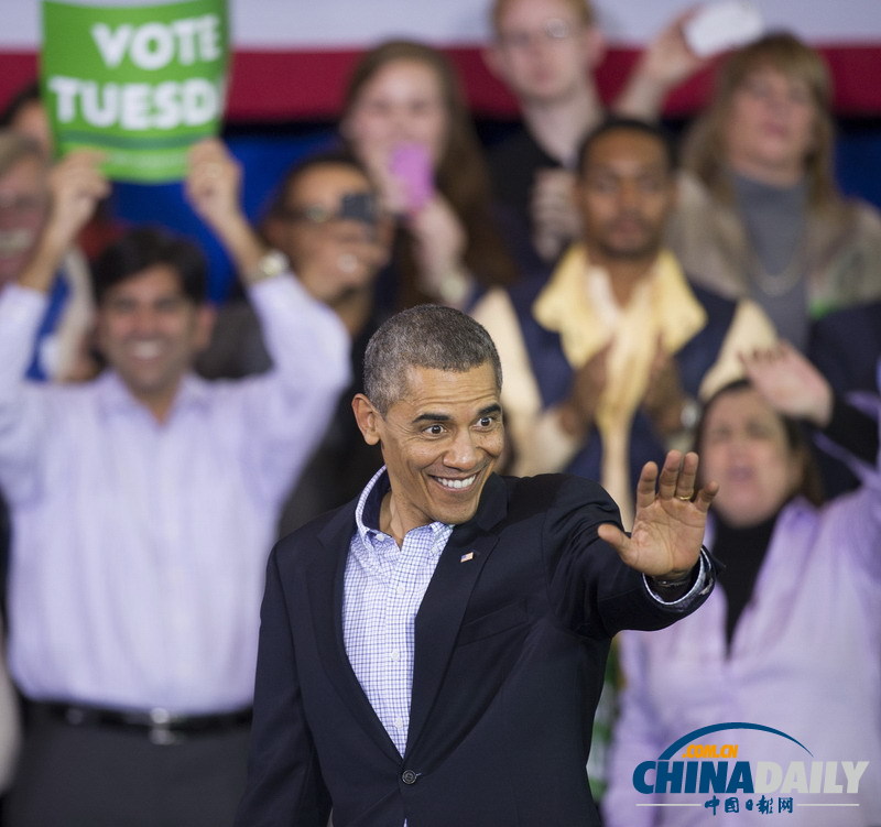 奧巴馬參加弗吉尼亞州長造勢(shì)演講 表情超夸張