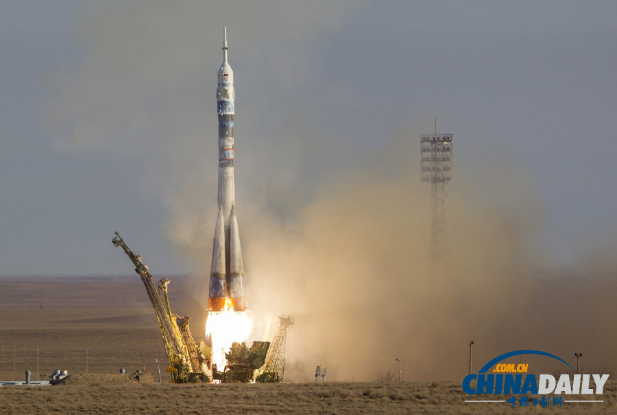 俄“聯盟”號飛船發射升空 攜冬奧會火炬前往空間站（高清組圖）