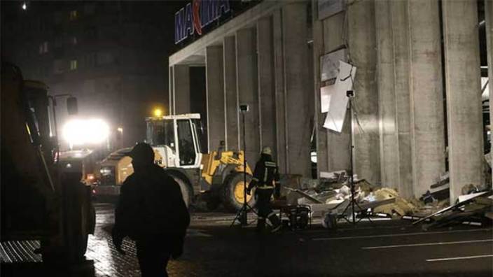 拉脫維亞首都一超市樓頂坍塌 數十人死傷（組圖）