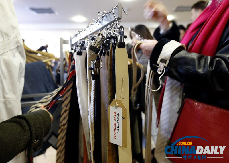 貝克漢姆夫婦捐贈衣服鞋子 為菲律賓災(zāi)民籌款