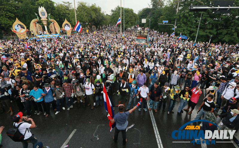 泰國反對派“占領”財政部 逼英拉下臺