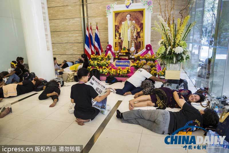 泰國示威者占領政府要害部門 要求總理英拉下臺