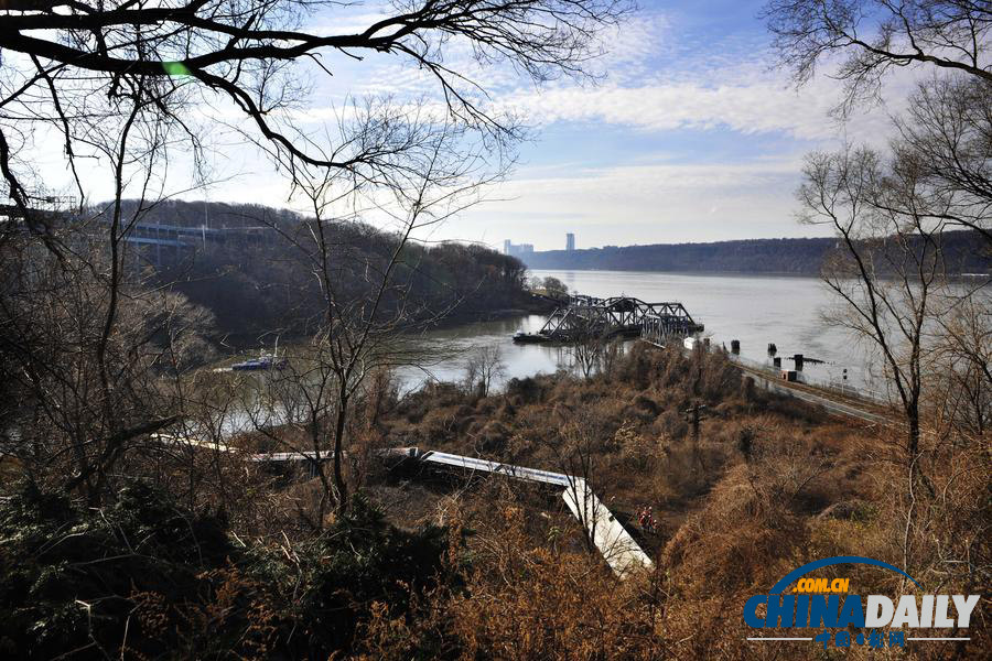 紐約一通勤列車脫軌致4死63傷