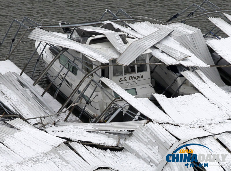 冬季風暴席卷美國得州 高速路事故頻發難通行