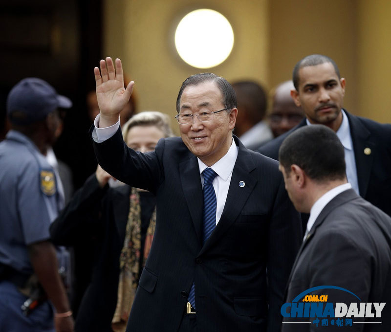 奧巴馬抵達南非 將出席曼德拉官方追悼會