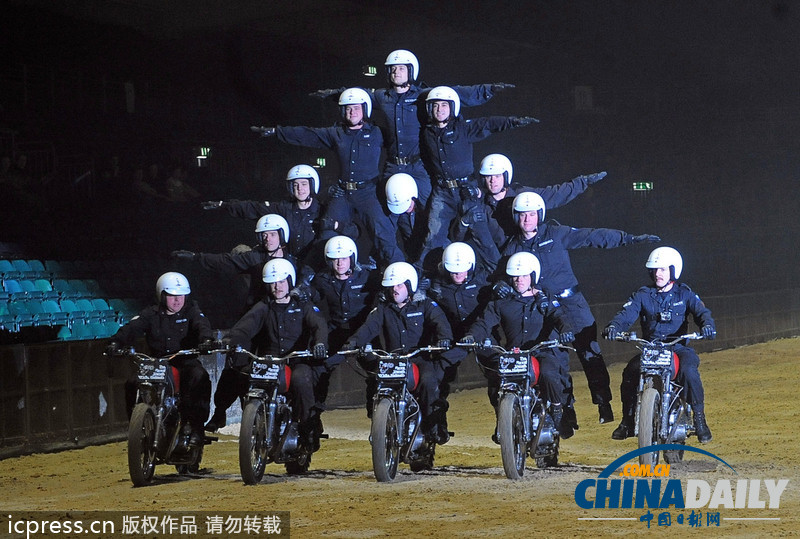 2013屆英國軍事錦標賽 士兵們各顯獨門絕技